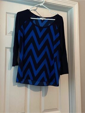 Charlies Black and Blue Chevron Long Sleeve Top